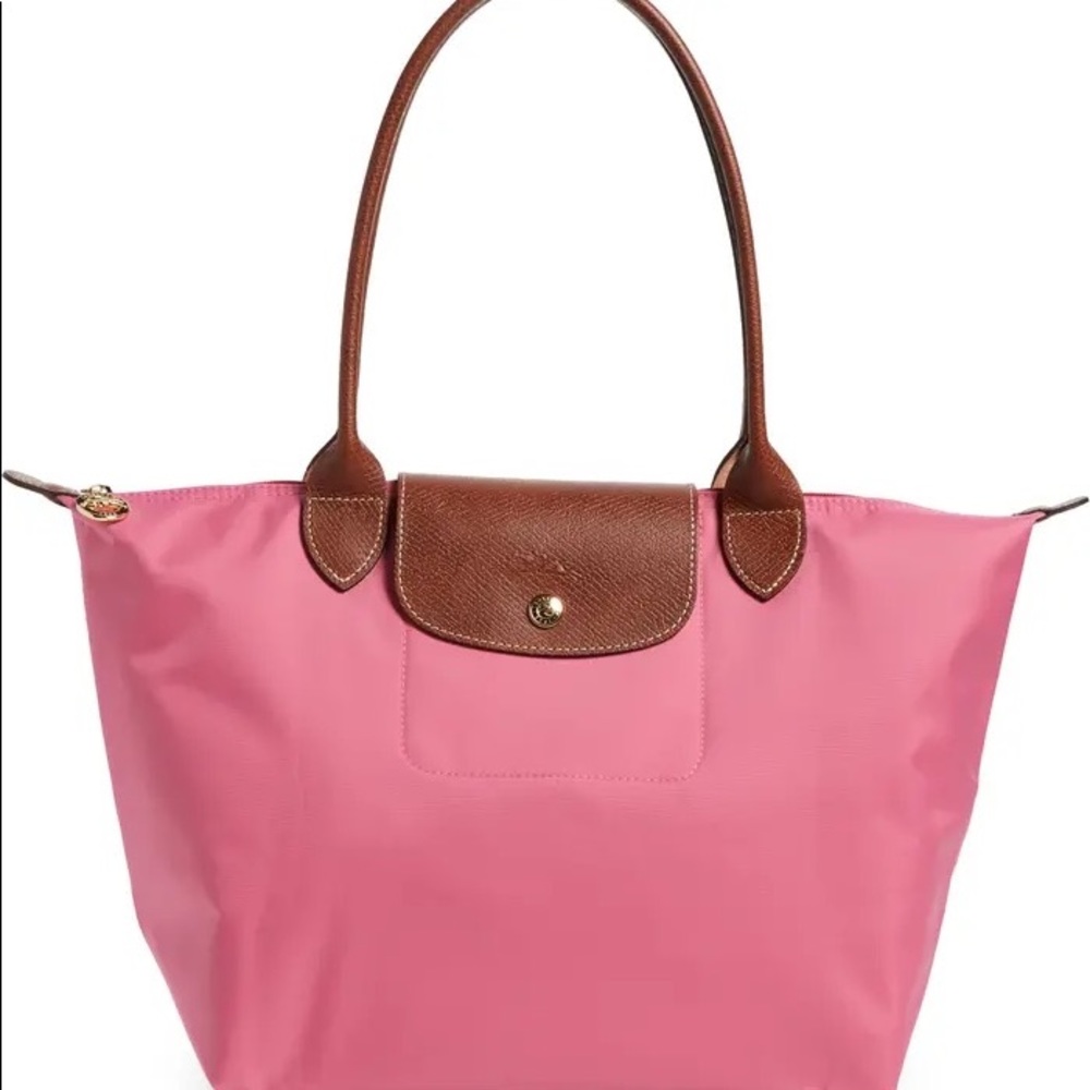 Brand NEW wo tags LONGCHAMP PURSE
